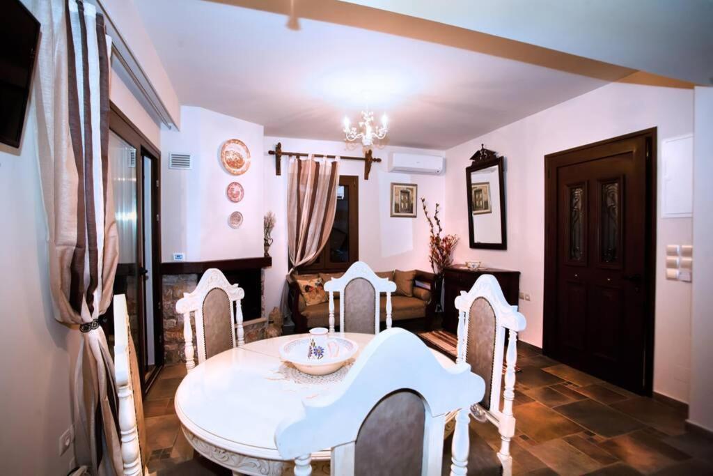 Villa Nikis Seaside House Vlichadia Exterior foto